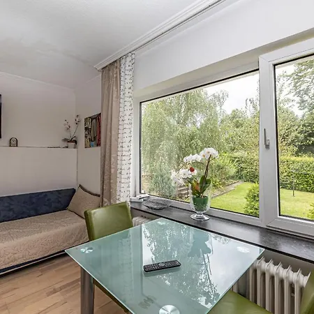 Eindecker - Studioapartment Im Erdgeschoss Mit Gartenmitbenutzung *